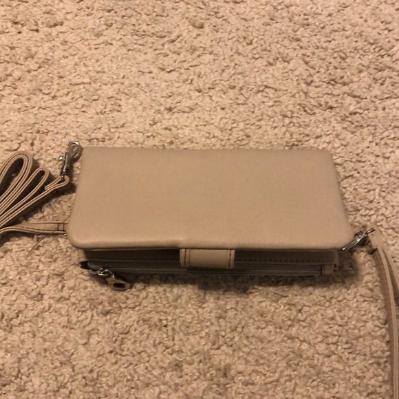 NWT - Picture 4 of 4